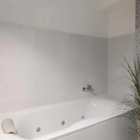 Apartment Couple-inn 2 Quality Hot Tab *